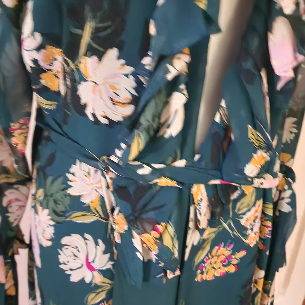 Floral Cardigan - Picture 7 of 11